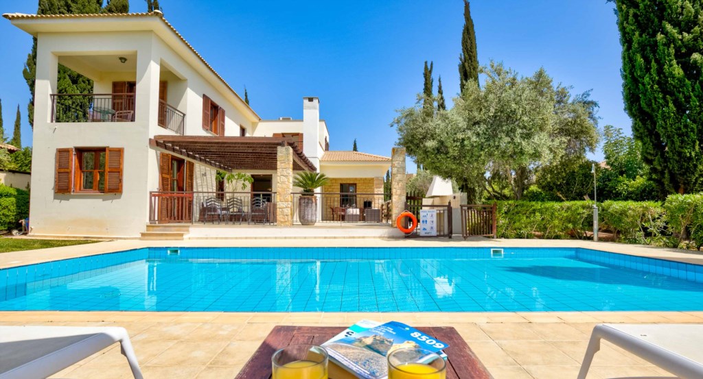 Villa Tala 67_Aphrodite Hills Resort, Cyprus. Aphroditerentals.com10.jpg