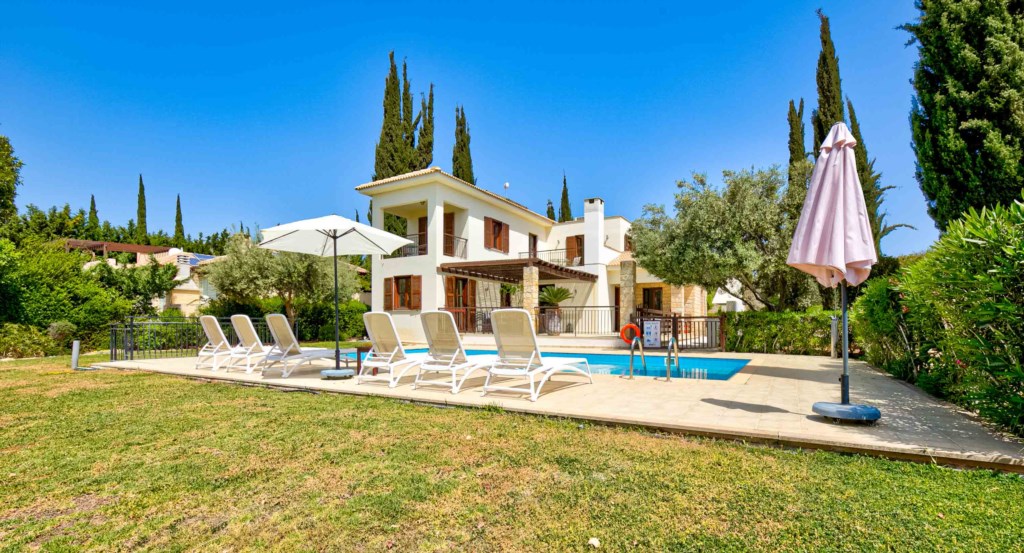 Villa Tala 67_Aphrodite Hills Resort, Cyprus. Aphroditerentals.com9.jpg