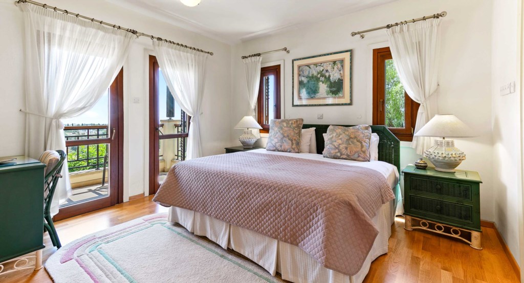 Junior Villa Pelican Heights A01 - luxury holiday rental villa, Aphrodite Hills Resort, Cyprus19.jpg