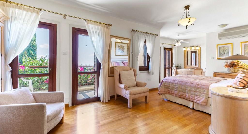 Junior Villa Pelican Heights A01 - luxury holiday rental villa, Aphrodite Hills Resort, Cyprus22.jpg