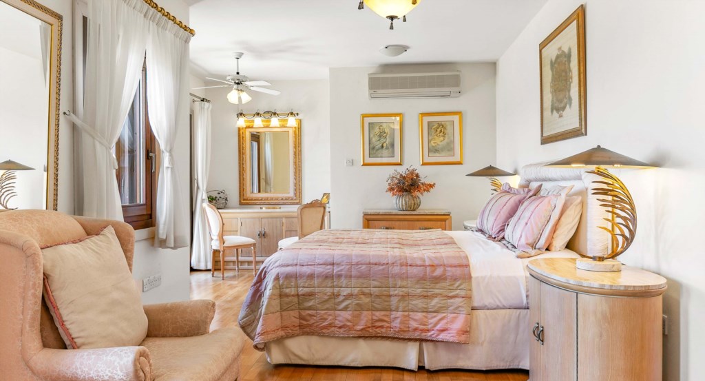 Junior Villa Pelican Heights A01 - luxury holiday rental villa, Aphrodite Hills Resort, Cyprus23.jpg