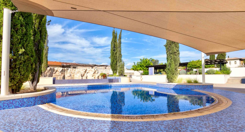 Junior Villa Pelican Heights A01 - luxury holiday rental villa, Aphrodite Hills Resort, Cyprus.jpg
