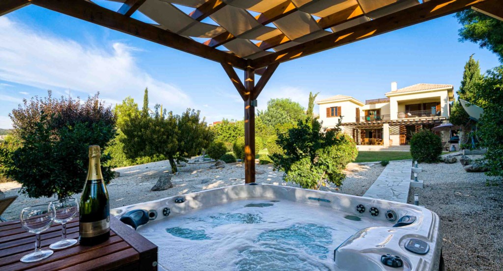 VillaKedros-luxuryholidayrentalvilla,AphroditeHillsResort,Cyprus14