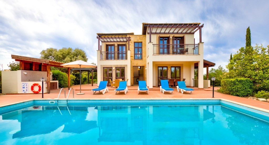 Villa Althea_Aphrodite Hills Resort, Cyprus. Aphroditerentals.com8.jpg