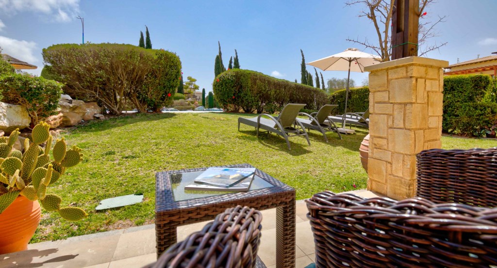 Apartment Asulon - holiday rental apartment. Aphrodite Hills Resort, Cyprus18.jpg