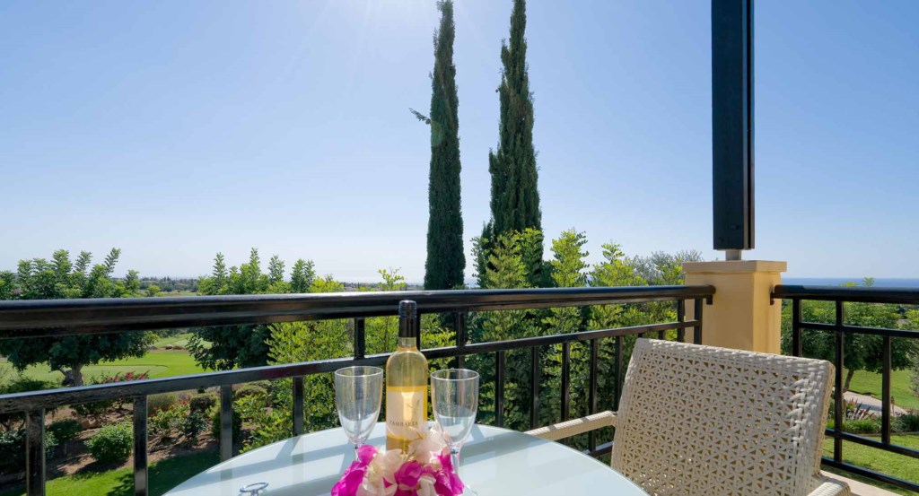 Apartment Nesoi- holiday rental Aphrodite Hills Resort, Cyprus. Aphroditerentals.com.A12