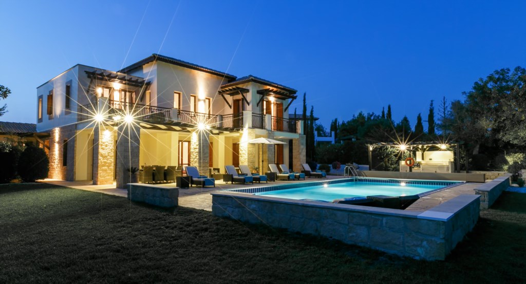 VillaGalinios-luxuryholidayrentalvillaAphroditeHillsResortCyprus15