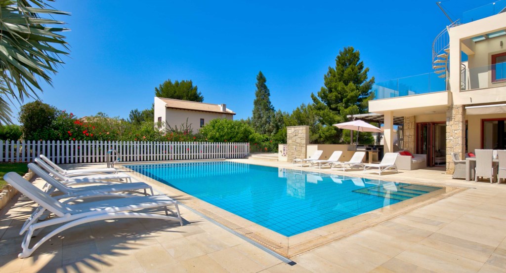 Villa Poseidon 35_Aphrodite Hills Resort, Cyprus. Aphroditerentals.com30.jpg