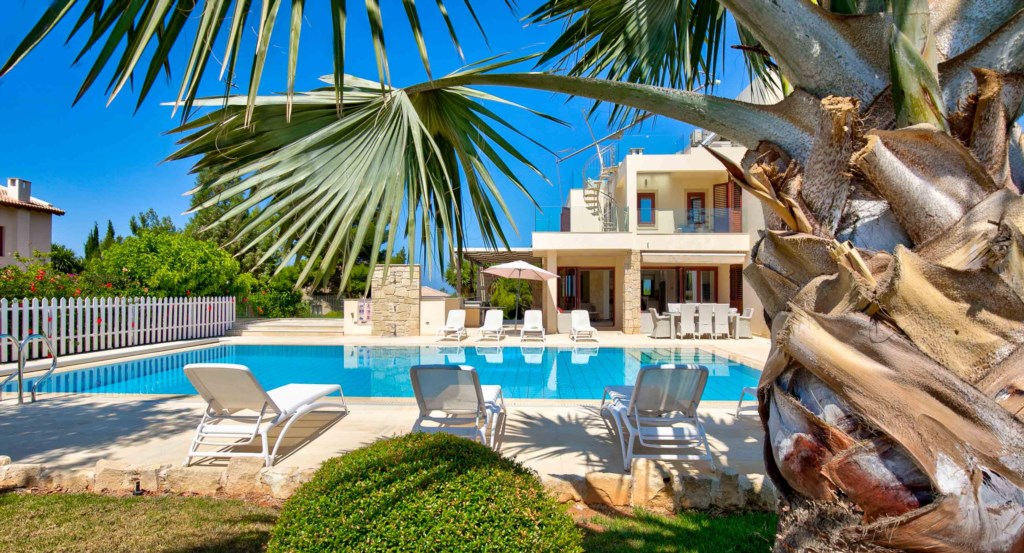 Villa Poseidon 35_Aphrodite Hills Resort, Cyprus. Aphroditerentals.com31.jpg