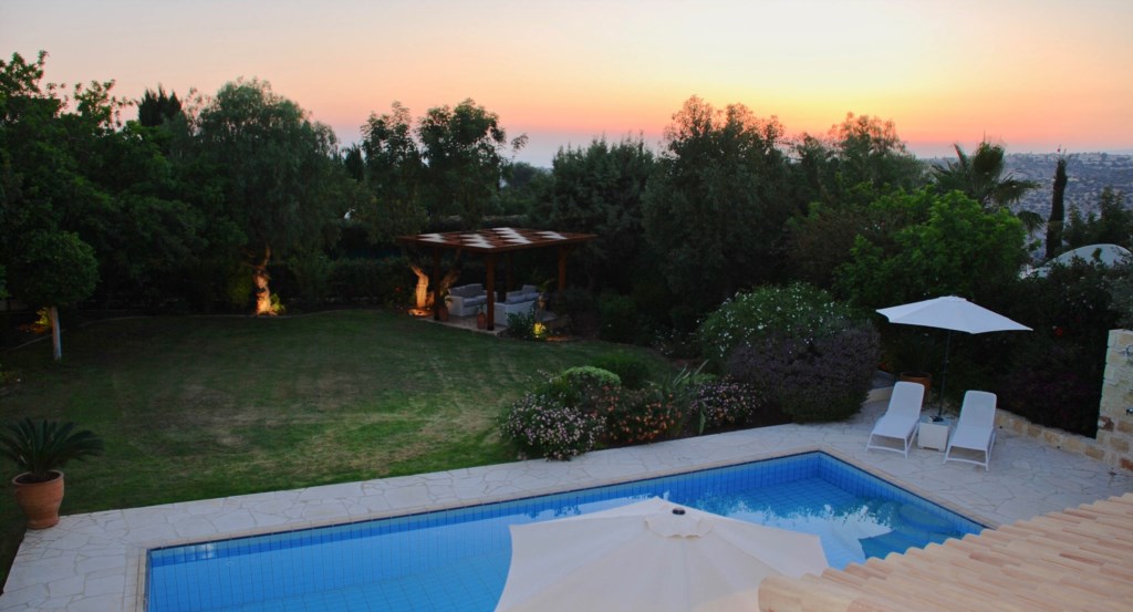 VillaPera-luxuryholidayrentalvilla,AphroditeHillsResort,Cyprus4