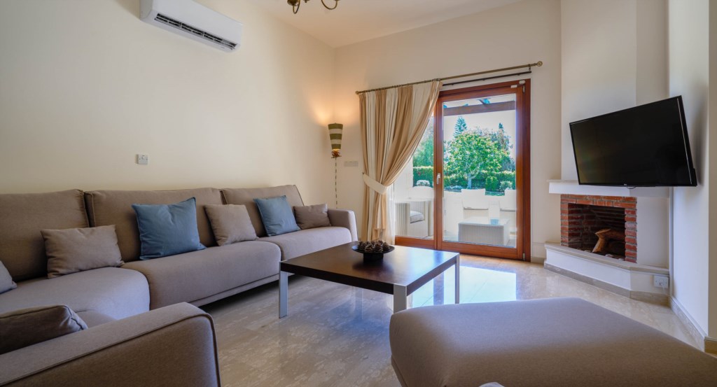 VillaLara-luxuryholidayrentalvilla,AphroditeHillsResort,Cyprus2