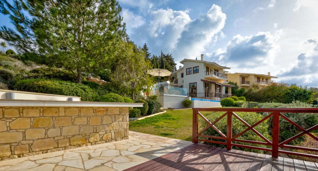 Villa Pyla - luxury holiday rental villa, Aphrodite Hills Resort, Cyprus32.jpg