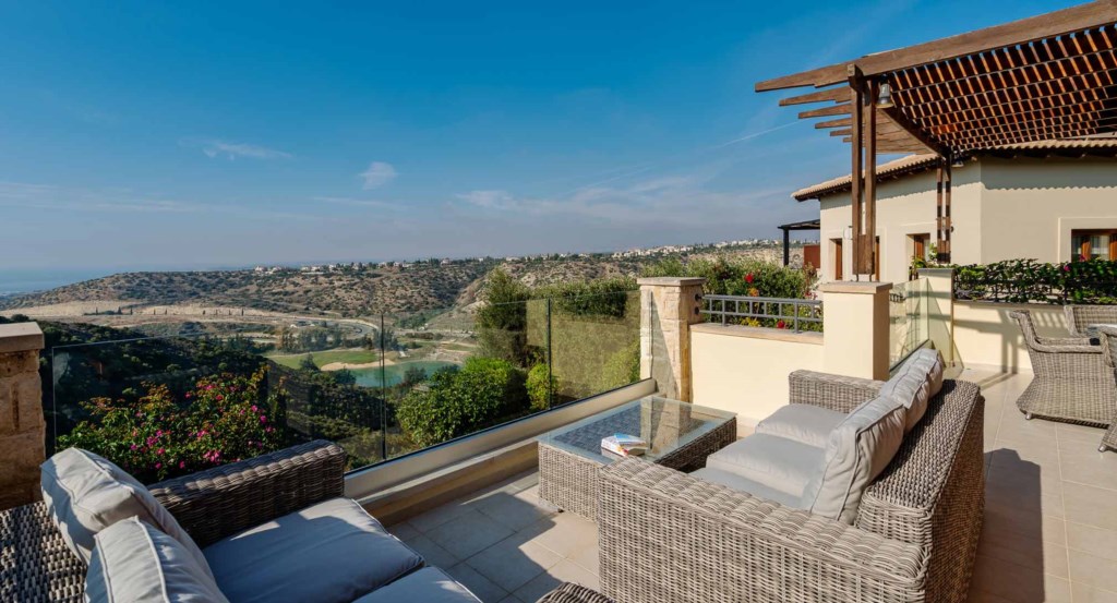 Villa Lania - holiday rental villa on Aphrodite Hills Resort, Cyprus. Aphroditerentals.comAZ02