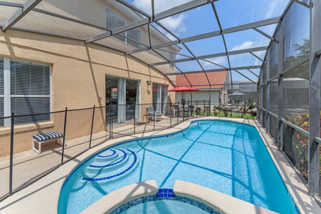 Elegant 6 bedroom home  3 king size bed ensuites