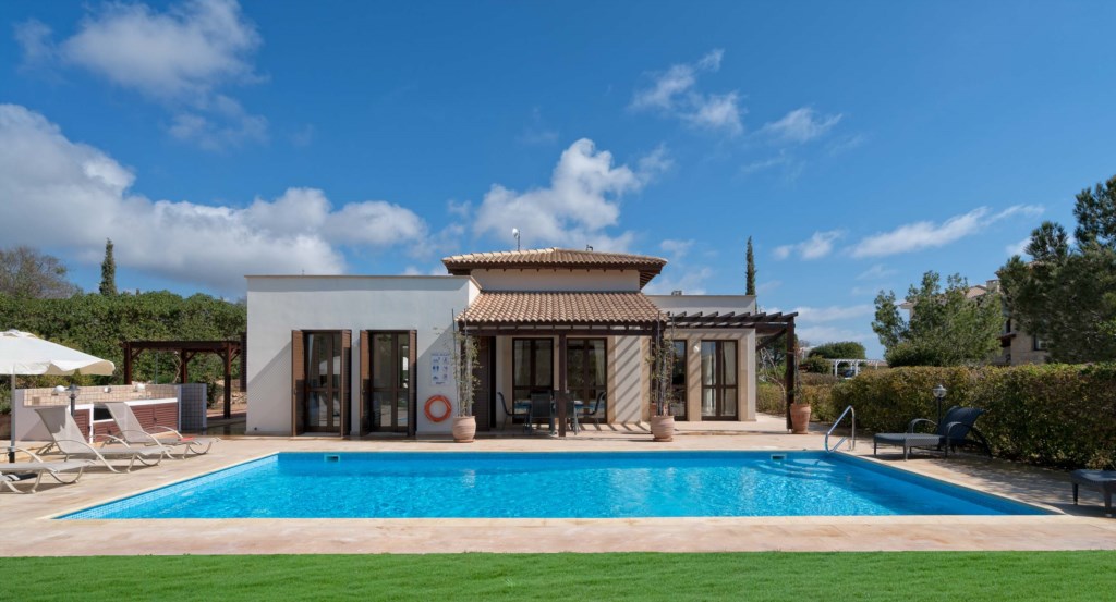 VillaDionysos-luxuryholidayrentalvilla,AphroditeHillsResort,Cyprus10