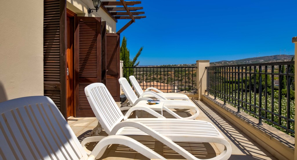 Apartment Polendri QZ12 - luxury rental holiday Aphrodite Hills Resort, Cyprus16.jpg