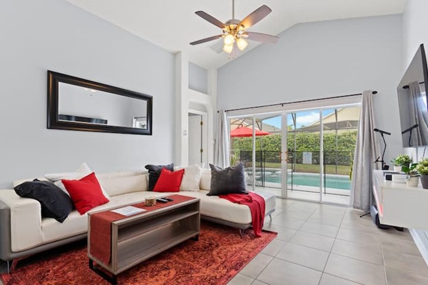 Paradise Palms, Pool, Spa and so much more!