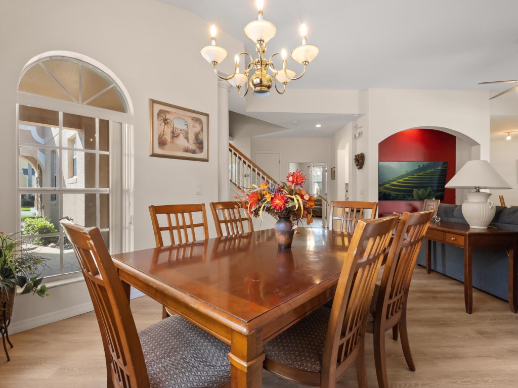 Dining Area that Seats 6 People
