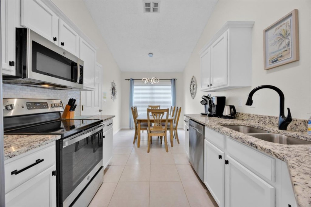 06-406CastertonCir_-6