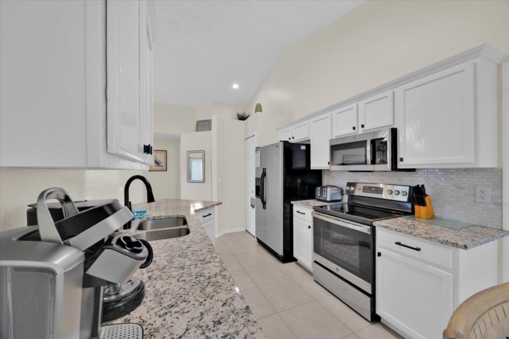08-406CastertonCir_-8