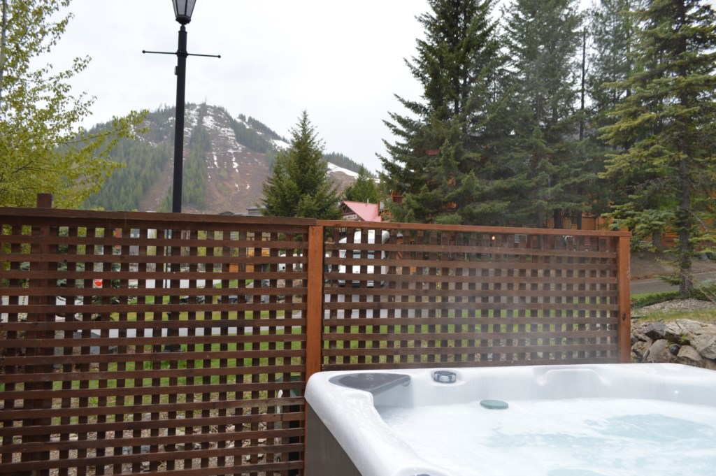 Hot Tub - view to Red Mountain
