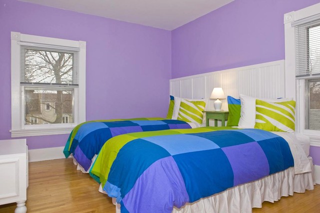 upstairs twin beds - Abigail House - Niagara-on-the-Lake