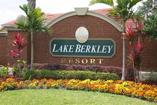 Lake Berkley Resort Entrance