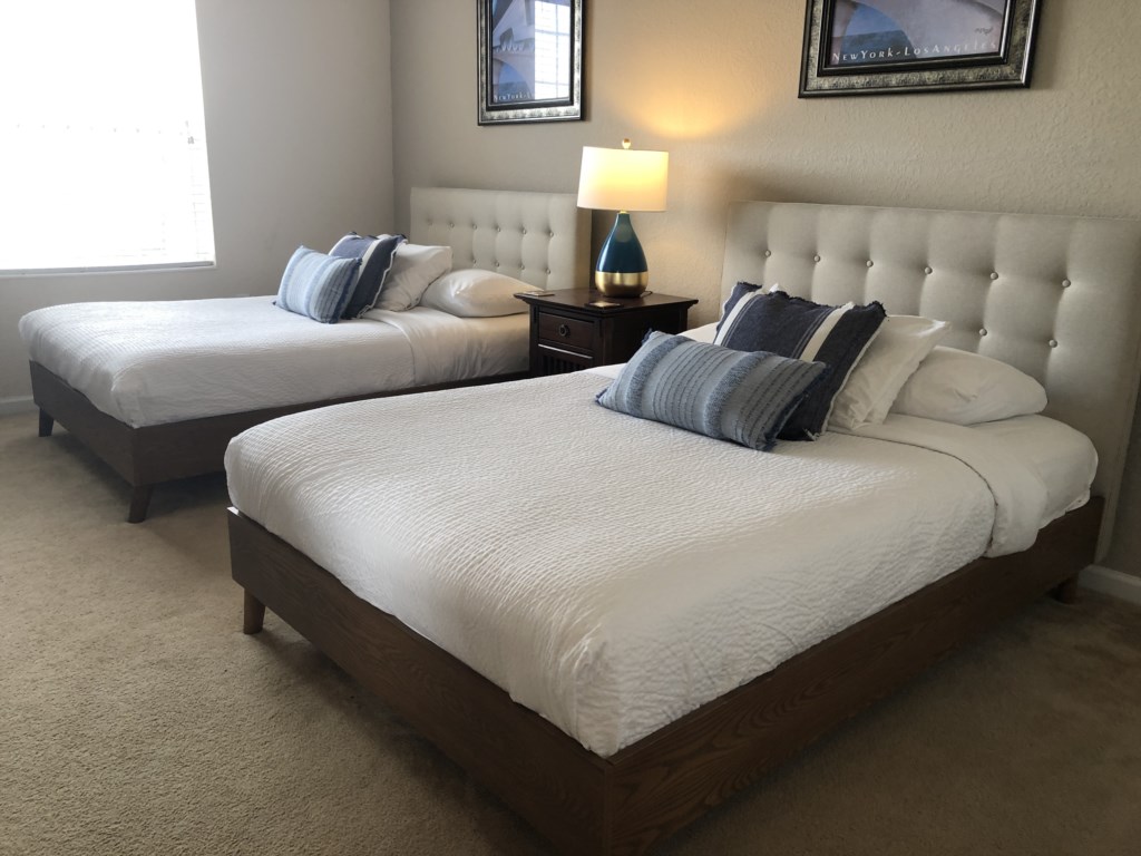 Guest bedroom with 2 full size beds

