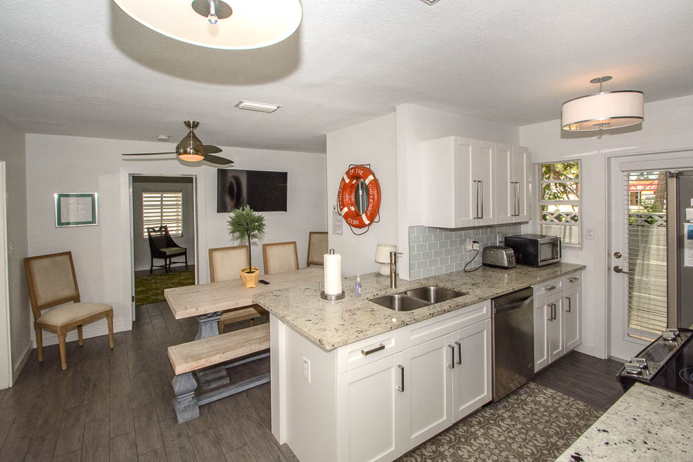 3 Palms Retreat Vacation Rental in Indian Rocks Beach, Fl ID 61850