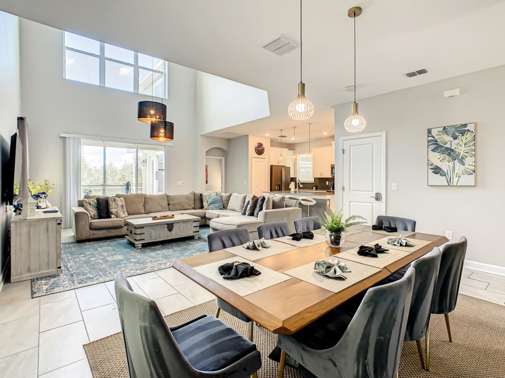 Luxury 5BR Near Disney | Pool & Golf Retreat