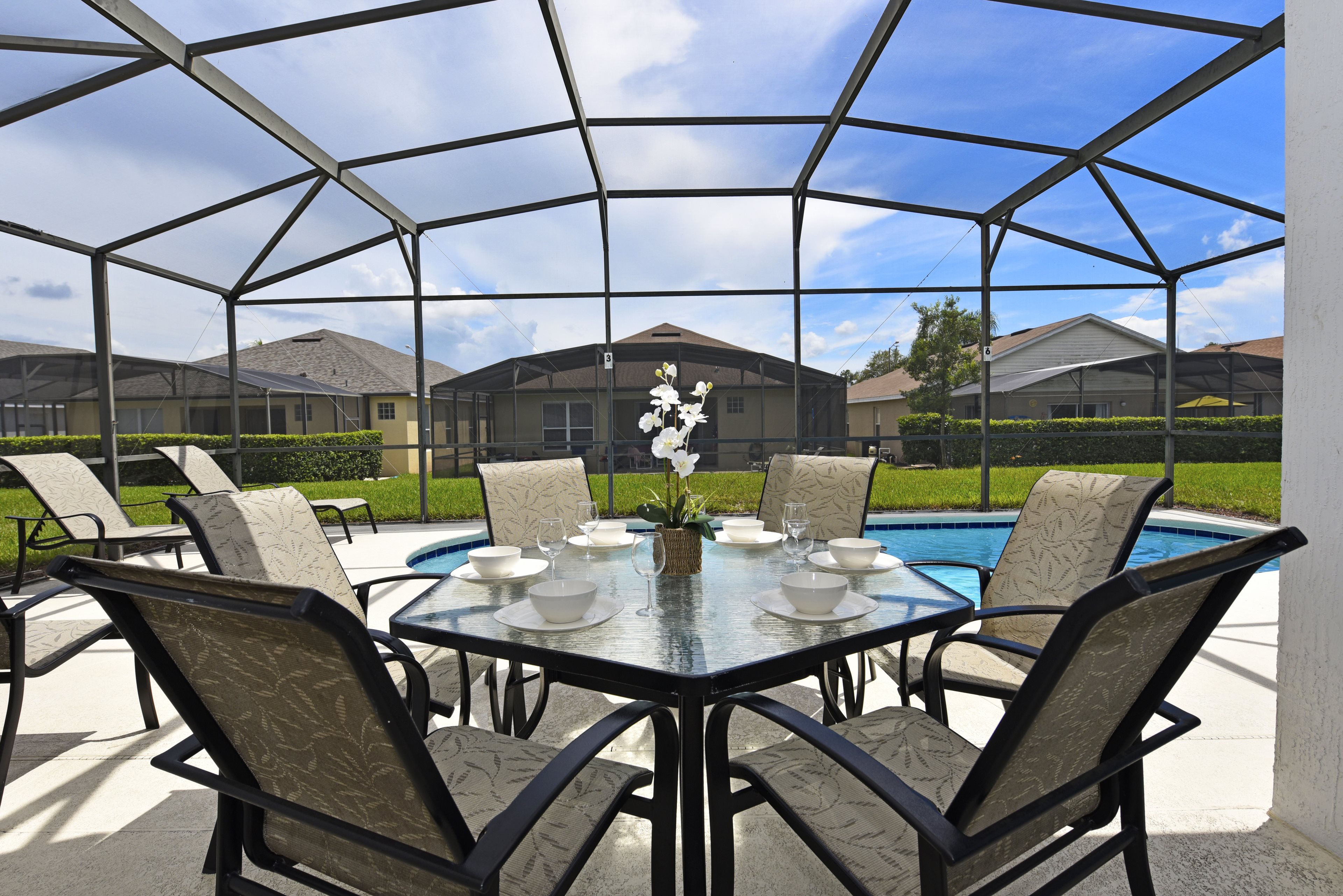 Caribbean Breeze: Pool Home 3 Miles to Disney