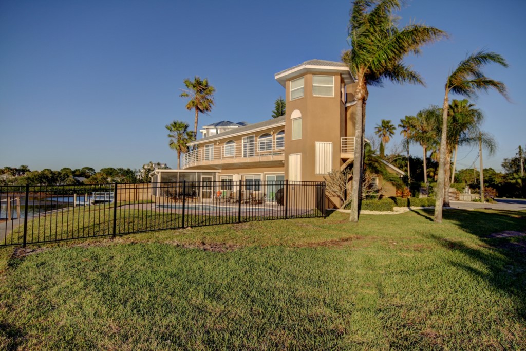 Luxury Florida Villa Vacation Rental in Crystal Beach, Fl ID 62833