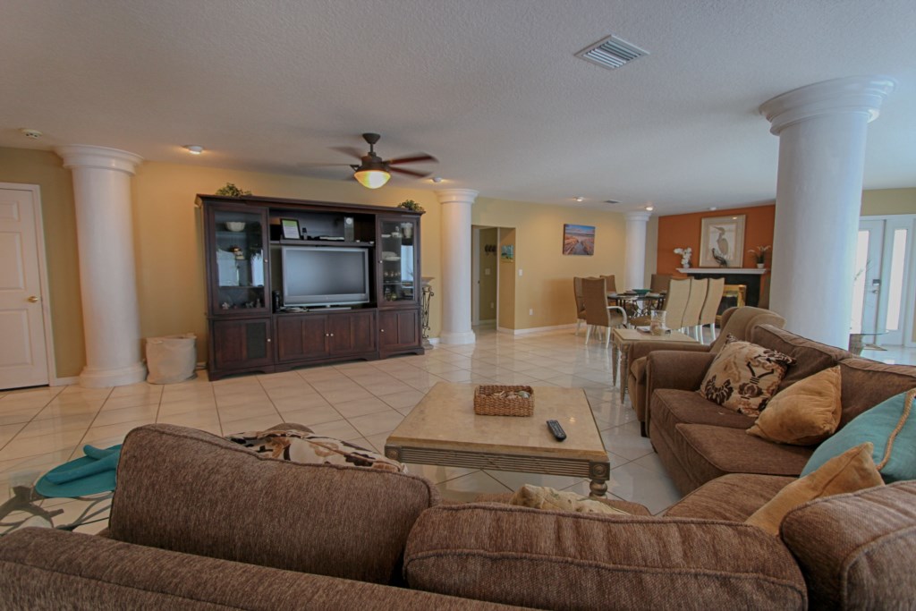 Luxury Florida Villa Vacation Rental in Crystal Beach, Fl ID 62833