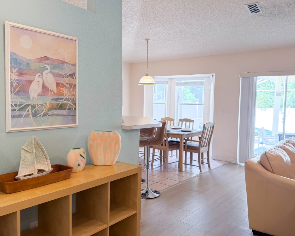326_Pinewood_Dr-23
