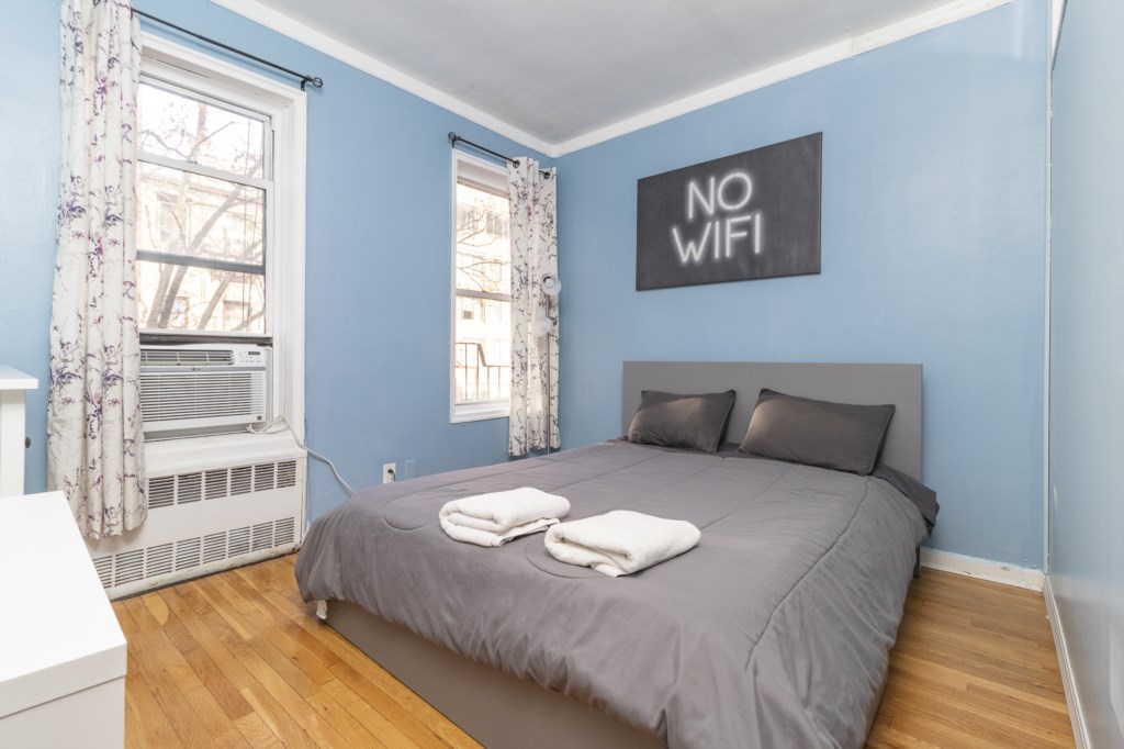 2-Bedroom2(1)