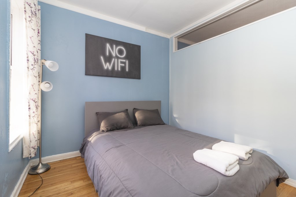 2-Bedroom2(2)
