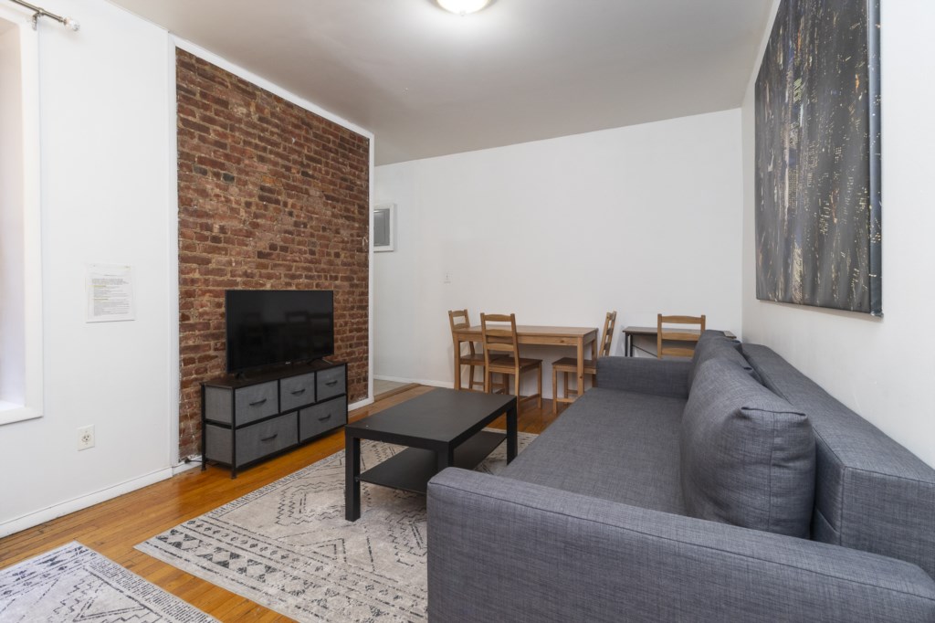 1-LivingRoom(2)