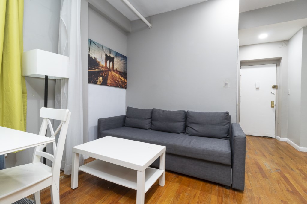 1-MainRoom(11)