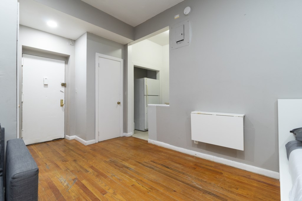 1-MainRoom(12)