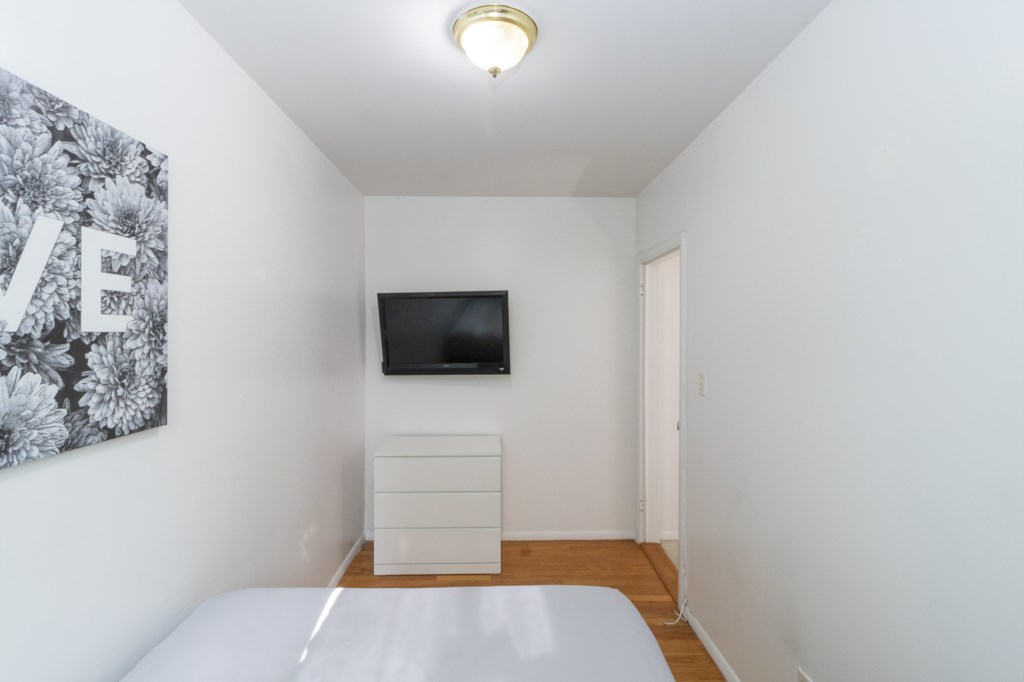 1-Bedroom1(4)