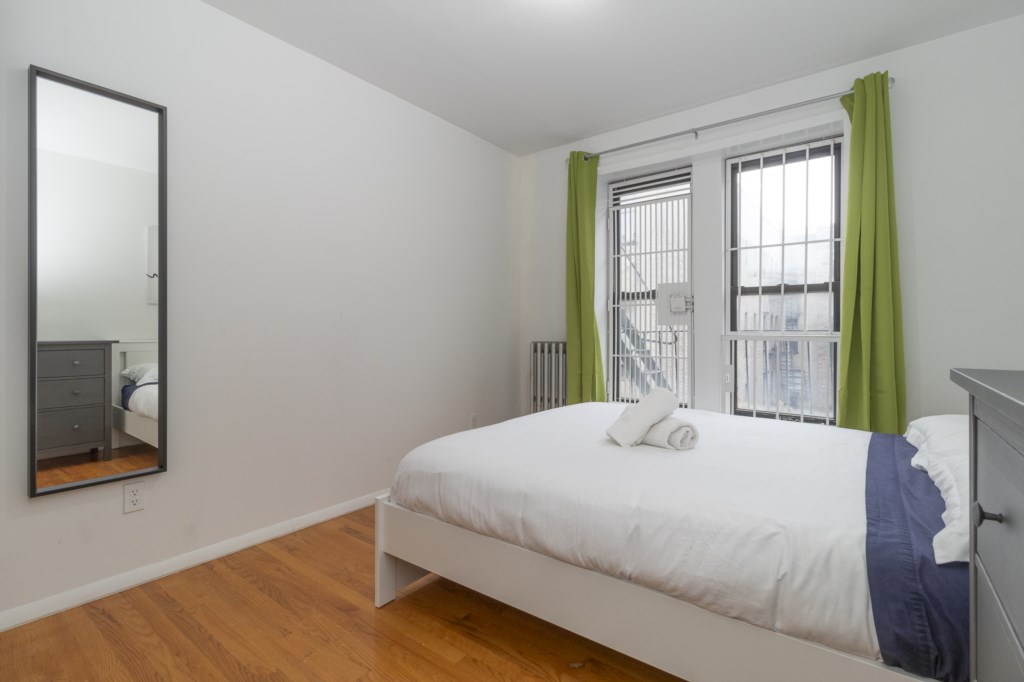 2-Bedroom1(3)