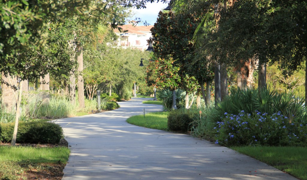 Lakewalkingpath