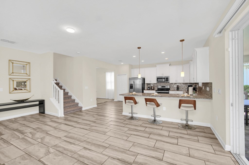 11-web-or-mls-1570-observer-ln