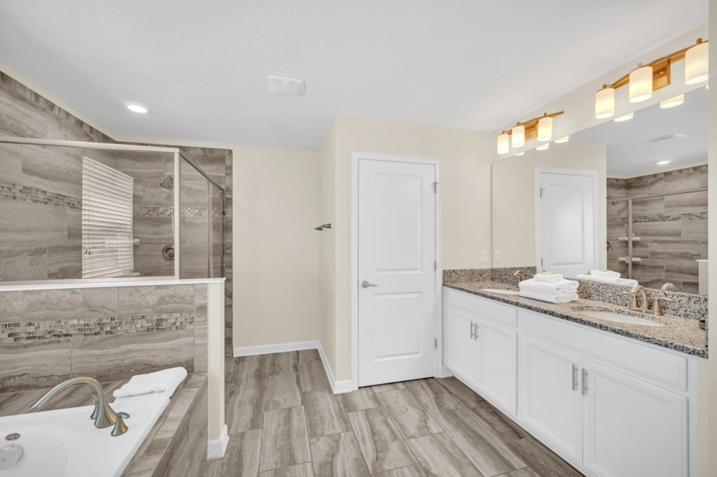 21-web-or-mls-1570-observer-ln