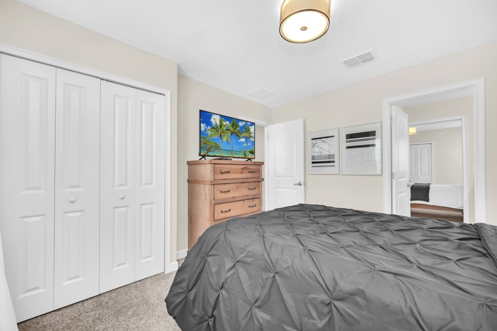 29-web-or-mls-1570-observer-ln