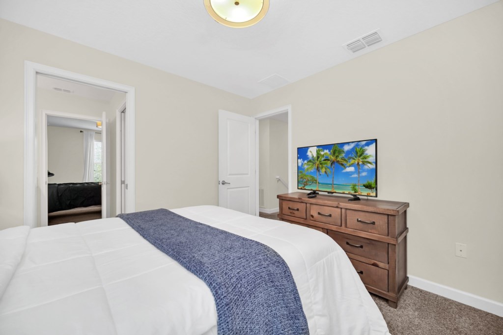 33-web-or-mls-1570-observer-ln