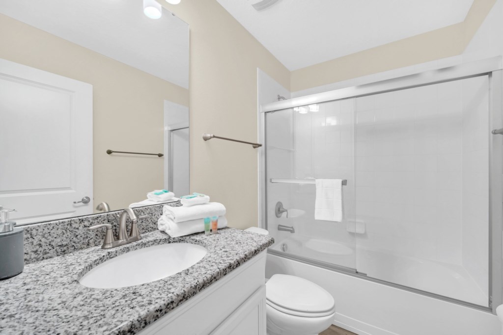 40-web-or-mls-1570-observer-ln