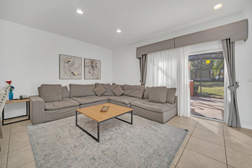 18-web-or-mls-3036-secret-lake-dr