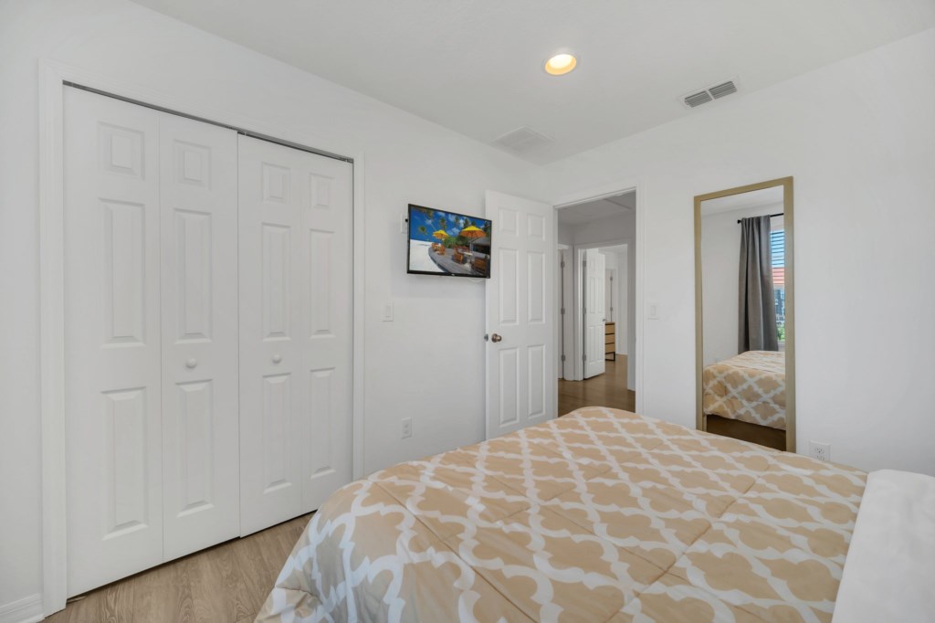 34-web-or-mls-3036-secret-lake-dr
