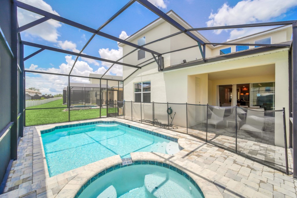57-web-or-mls-8919-coconut-breeze-dr